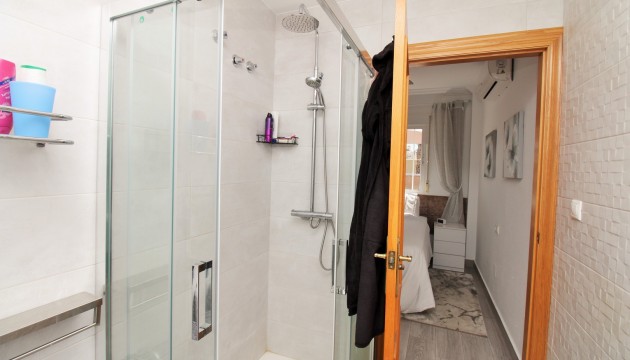Resale - Wohnung - Villamartin - Las Violetas