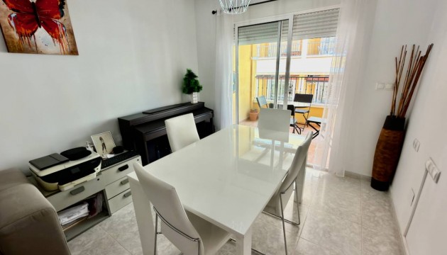 Venta - Apartamento - Algorfa