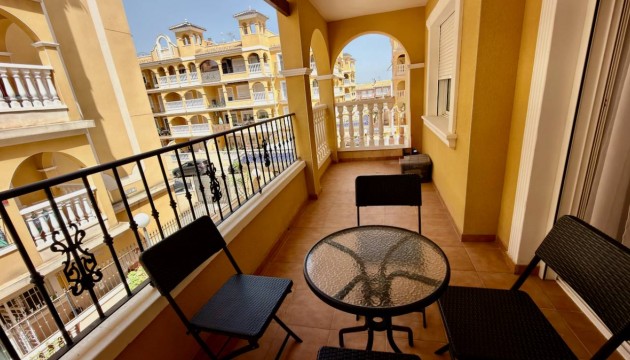 Venta - Apartamento - Algorfa