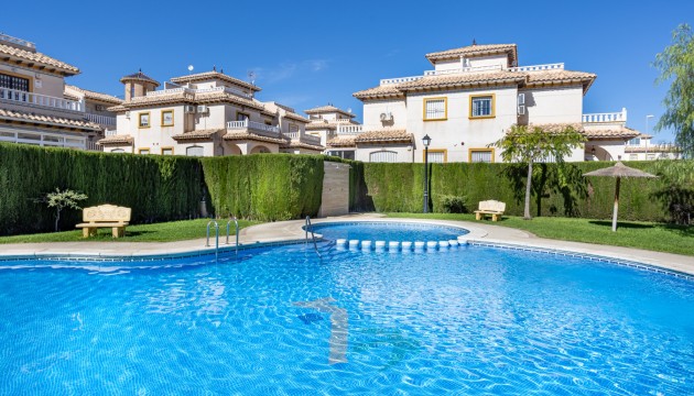 Sale - Villas - Lomas de Cabo Roig - Orihuela Costa