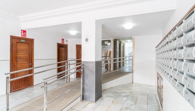 Sale - Apartment - Torrevieja - Curva del Palangre