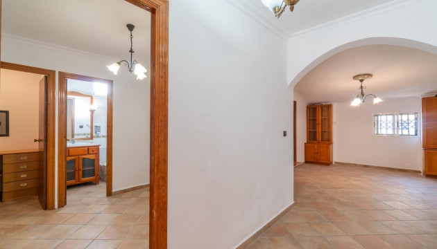 Sale - Villas - Torrevieja - Los altos