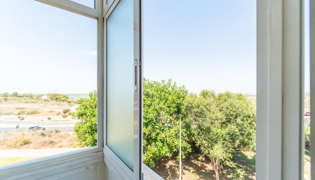 Sale - Apartment - Torrevieja - La Mata pueblo