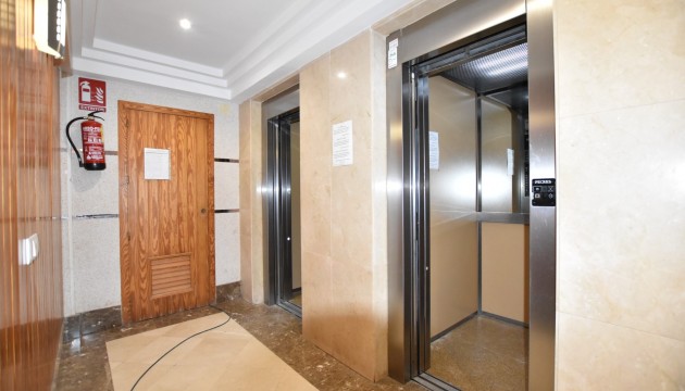 Resale - Wohnung - La Mata