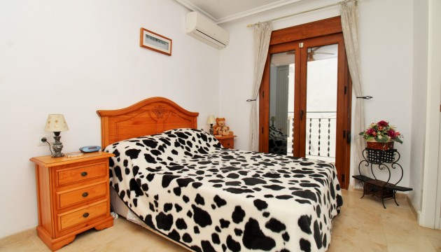 Sale - Apartment - Villamartin - PAU 8