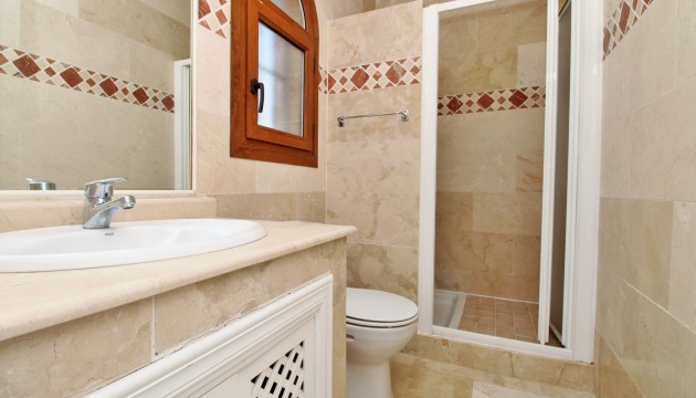 Sale - Apartment - Villamartin - PAU 8