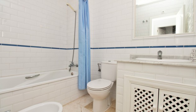 Sale - Apartment - Villamartin - PAU 8