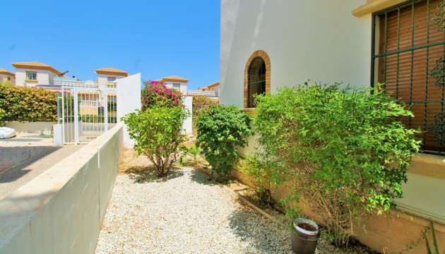 Sale - Apartment - Villamartin - PAU 8