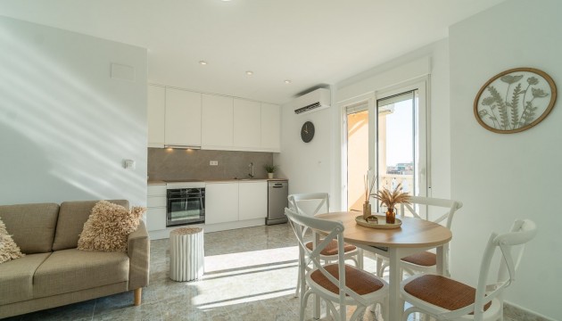 Sale - Apartment - Torrevieja - La Mata