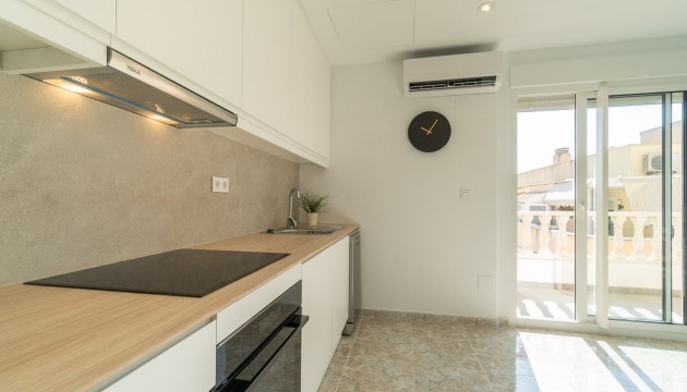 Sale - Apartment - Torrevieja - La Mata