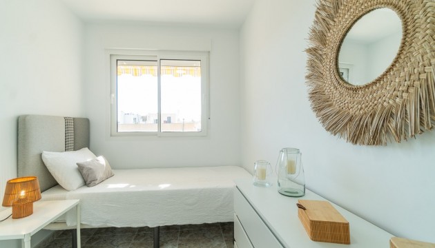 Sale - Apartment - Torrevieja - La Mata