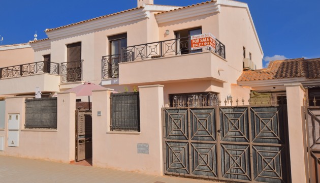 Revente - Maison de ville - San Cayetano