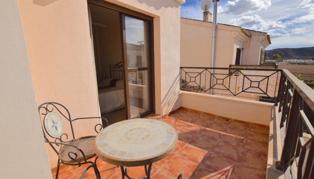 Revente - Maison de ville - San Cayetano