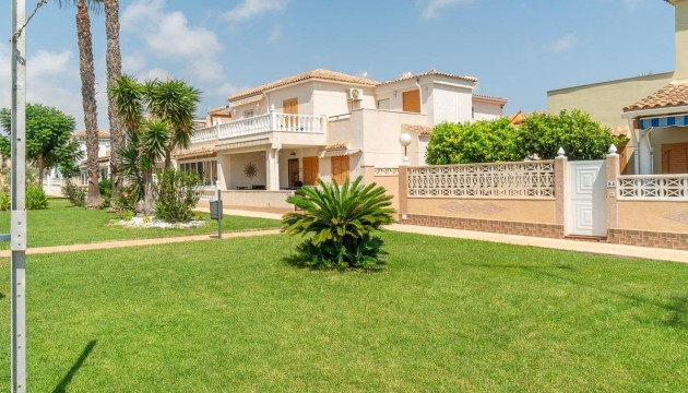 Sale - Villas - Orihuela - Playa Flamenca