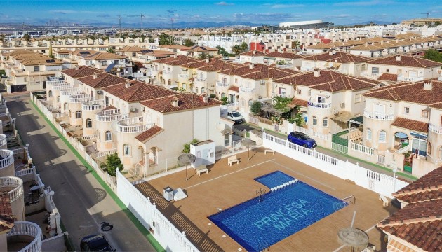 Sale - Townhouse - Torrevieja - Nueva Torrevieja