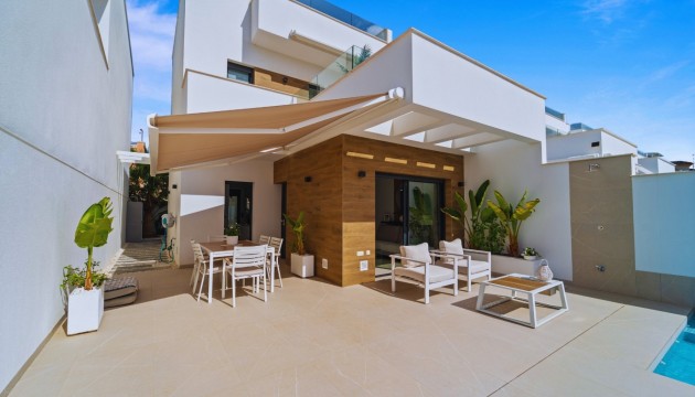 Sale - Villas - Los Montesinos - La Herrada