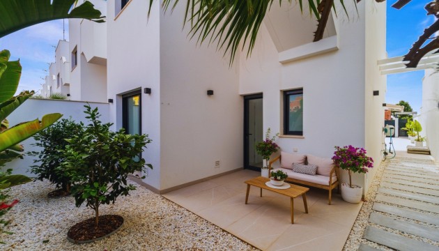Sale - Villas - Los Montesinos - La Herrada