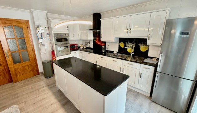 Revente - Appartement - Almoradi - centro