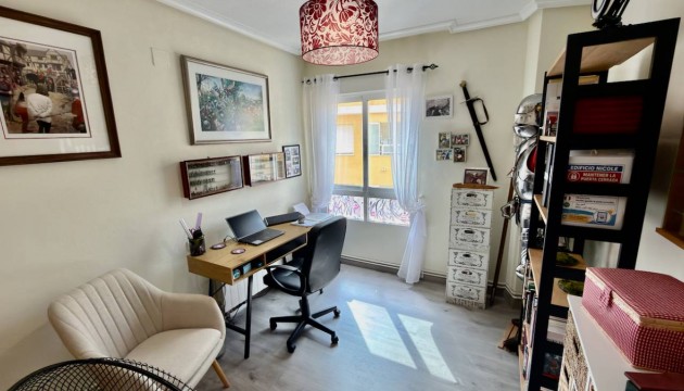 Revente - Appartement - Almoradi - centro