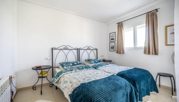 Resale - Townhouse - La Torre Golf Resort