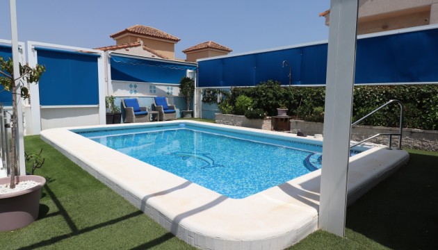 Sale - Villas - Algorfa - Montebello