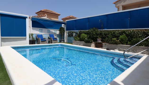 Sale - Villas - Algorfa - Montebello