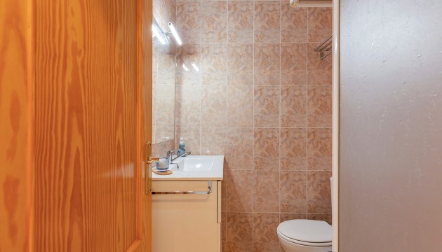 Sale - Apartment - Gea y Truyols - Lo Santiago