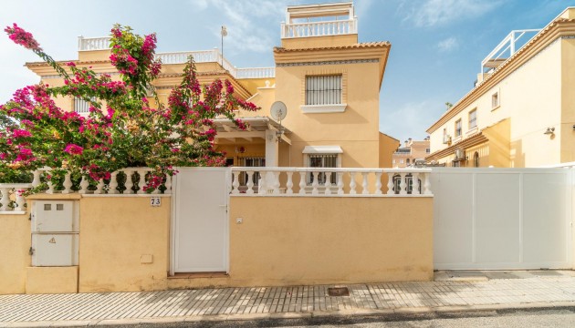 Resale - Wohnung - Orihuela - Los Dolses