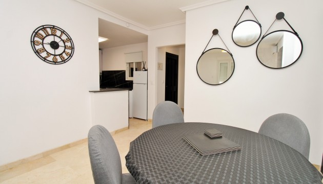 Sale - Apartment - Villamartin - Villamartín