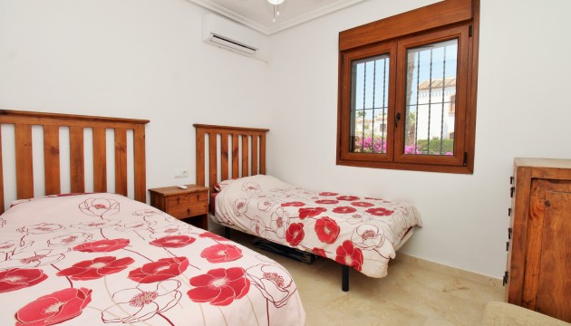 Resale - Wohnung - Villamartin - PAU 8