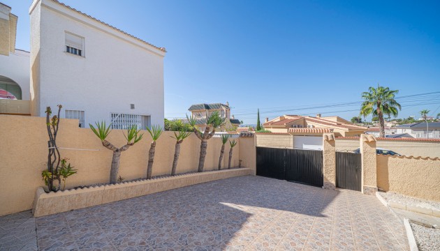Revente - Villa's
 - Ciudad Quesada