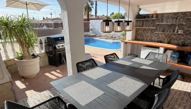 Sale - Villas - San Luis