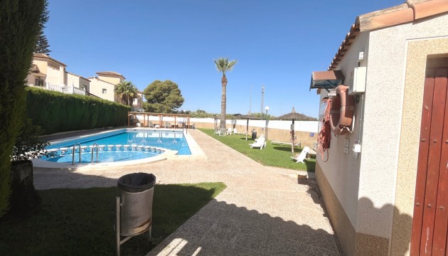 Sale - Villas - Algorfa - Montebello