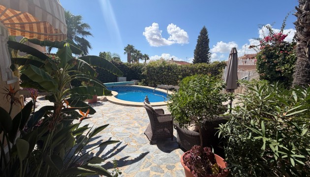 Resale - Villen
 - Rojales - Lo Pepin