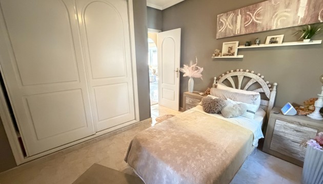 Resale - Villen
 - Rojales - Lo Pepin