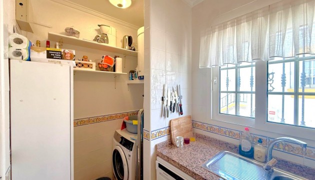 Resale - Wohnung - Orihuela Costa - Los Dolses