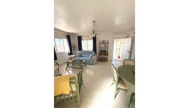 Resale - Townhouse - Ciudad Quesada - La Fiesta