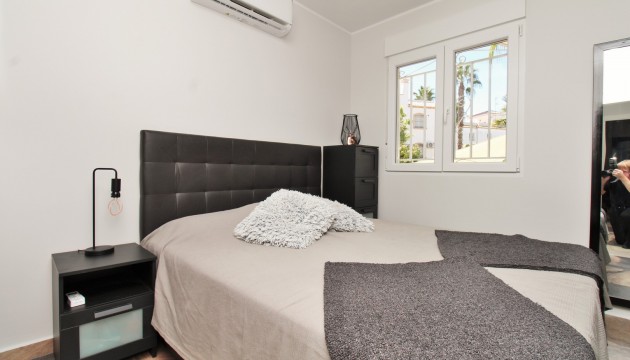 Venta - Villas
 - Villamartin