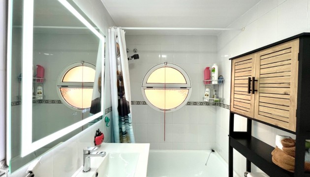 Sale - Apartment - La Siesta