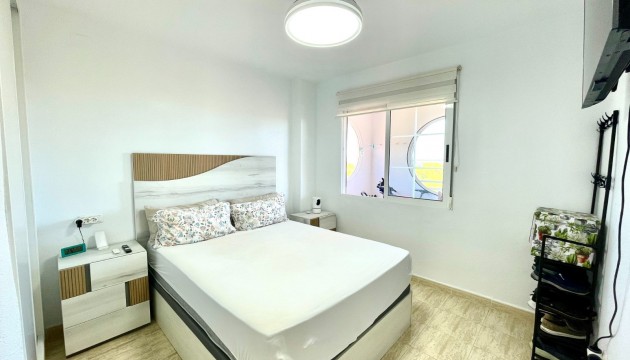 Sale - Apartment - La Siesta