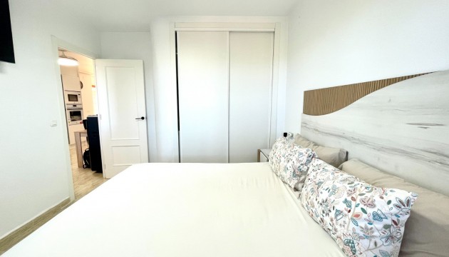 Sale - Apartment - La Siesta
