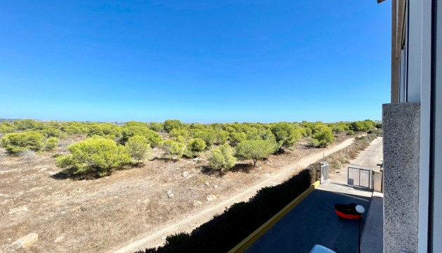 Sale - Apartment - La Siesta