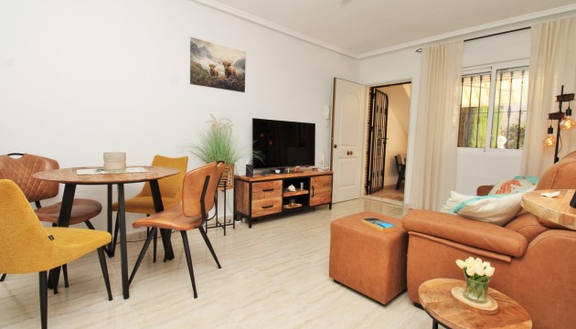 Resale - Wohnung - Villamartin - Los Dolses