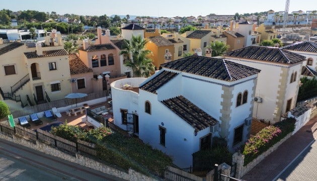 Sale - Villas - Algorfa - La Finca Golf Resort