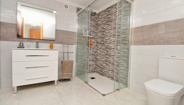 Venta - Villas
 - Villamartin - Villamartín