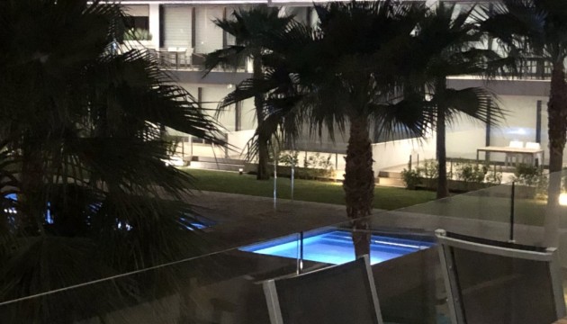 Sale - Apartment - Mar de Cristal