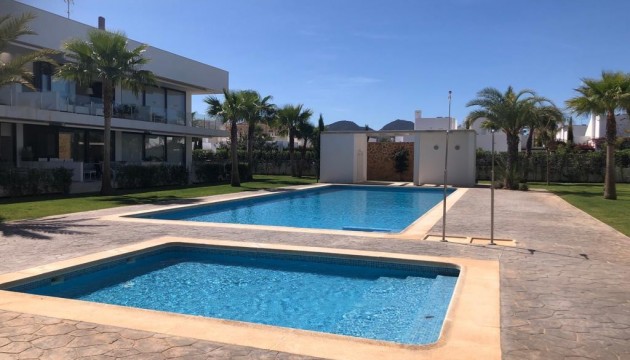 Sale - Apartment - Mar de Cristal