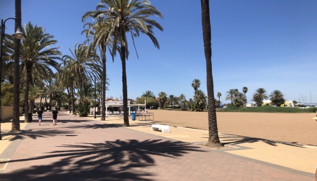 Sale - Apartment - Mar de Cristal