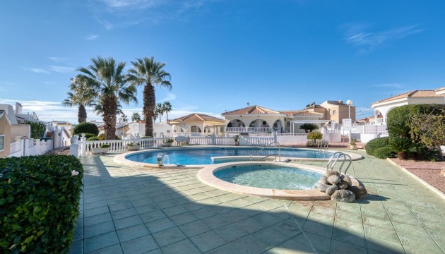 Sale - Townhouse - Benijofar - Monte Azul
