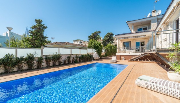 Sale - Villas - Torrevieja - Torre la mata